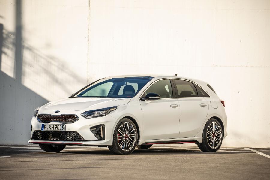  Kia Ceed GT 2018 года  (WW) (фото 35 из 51)
